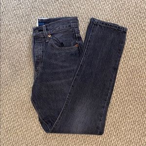 Levi 501 high rise skinny jeans size 24
